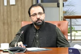 دینی مدارس تعلیمی ادارے ہیں صنعت نہیں، وزیر مذہبی امور