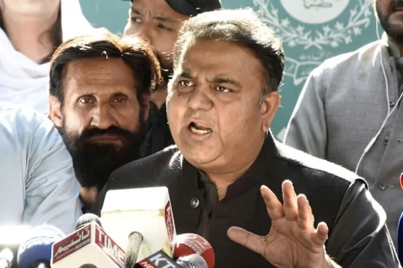 پی ٹی آئی کی لڑائی سے علیحدگی پسندوں اور یوٹیوبرز کو فائدہ ہو رہا ہے، فواد چوہدری