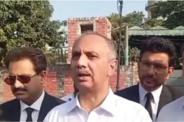 عمر ایوب اڈیالہ جیل کے احاطہ سے گرفتار