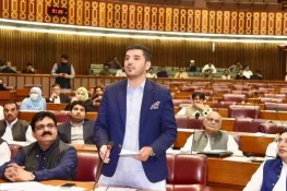 عادل بازئی کو ڈی سیٹ کرنے کا فیصلہ کالعدم قرار