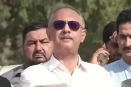 عمران خان سے ملاقات کرنا چاہتے ہیں لیکن حکومت اپنی بات سے مکر رہی ہے، عمر ایوب