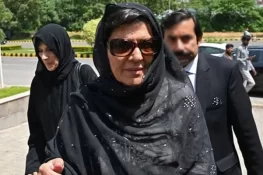 علیمہ خان کی پارٹی پر اجارہ داری کے شواہد منظر عام پر