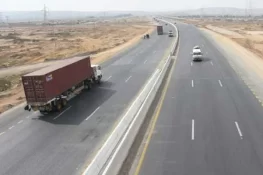 کراچی تا حیدرآباد سپرہائی وے کو 6 رویہ کرنے کا فیصلہ