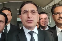 مذاکرات کے خاتمے کی ذمہ دار حکومت ہے، بیرسٹر گوہر