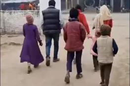 ​​​​​​​بھکاری کے ساتھ بھاگنے والی عورت کی اصل کہانی سامنے آگئی