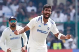 بھارتی بالر نے ٹیسٹ کرکٹ میں نئی تاریخ رقم کردی