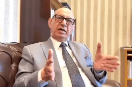 پی ٹی آئی ارکان کا عمران خان سے ملاقات کا مطالبہ جائز ہے، سینیٹر عرفان صدیقی