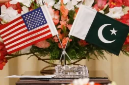 پاک امریکا تعلقات میں نیا موڑ، امداد بند، کئی منصوبے رک گئے