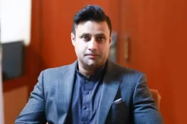 عمران خان کے خلاف گواہی دینے کیلئے دباؤ ڈالا گیا، زلفی بخاری