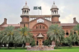 نگران حکومت نے قانون کے مطابق چیئرمین نادرا کو تعینات کیا، ہائیکورٹ