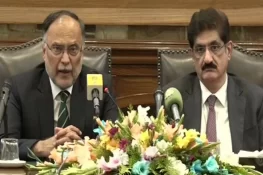 ساحلی علاقوں کو سمندر برد ہونے سے بچانے کیلئے اقدامات کرنا ہوں گے، احسن اقبال