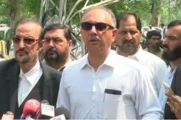 عمران خان واحد سابق وزیراعظم ہیں جن کا جیل ٹرائل ہو رہا ہے، عمر ایوب