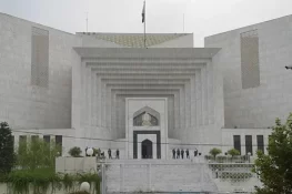 آفیشل سیکریٹ اور آرمی ایکٹ میں ترامیم، عمران خان کی درخواست پر اعتراضات ختم