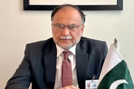 معاشی استحکام کے لیے زرعی شعبے کی ترقی ناگزیر ہے، احسن اقبال