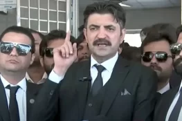 شیر افضل مروت نے خاموشی توڑ دی، طویل بیان جاری