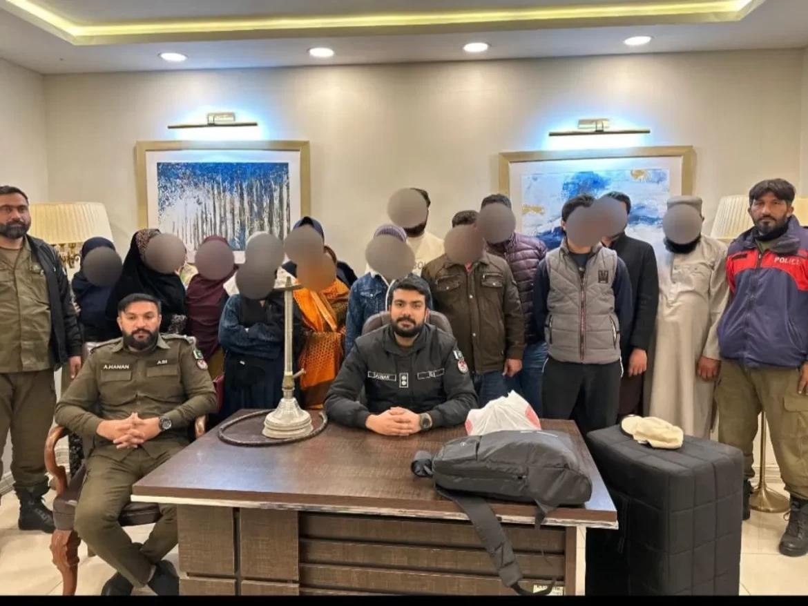 ویلنٹائن ڈے ڈانس پارٹی: 8 خواتین سمیت 15 افراد گرفتار