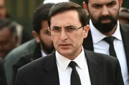 ملک کو دہشت گردی کا سامنا ہے، ہمیں متحد ہونا چاہیے، بیرسٹر گوہر علی