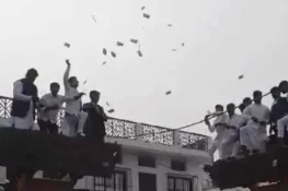 بارات میں پیسے لوٹنے کے دوران 14 سالہ لڑکا کرنٹ لگنے سے جاں بحق