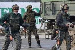 بھارتی فوج نے اپنے ہی شہریوں کو نشانہ بنا دیا، 16 افراد ہلاک