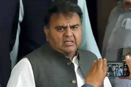 پولیس کی گاڑیاں جلانے کا مقدمہ، فواد چودھری کی عبوری ضمانت میں توسیع