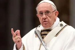 پوپ فرانسس کی طبیعت مزید بگڑ گئی، وینٹی لیٹر پر منتقل