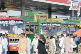 عید پر پردیسیوں کی واپسی، ٹرانسپورٹرز من مانے کرایے مانگنے لگے