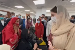 مریم نواز کا جناح اسپتال کا دورہ، شہریوں کی شکایات پر ایم ایس معطل
