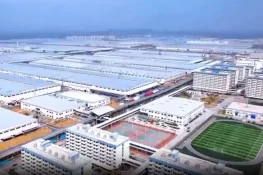 چین میں دنیا کی سب سے بڑی الیکٹرک وہیکل میگا فیکٹری کی تعمیر جاری