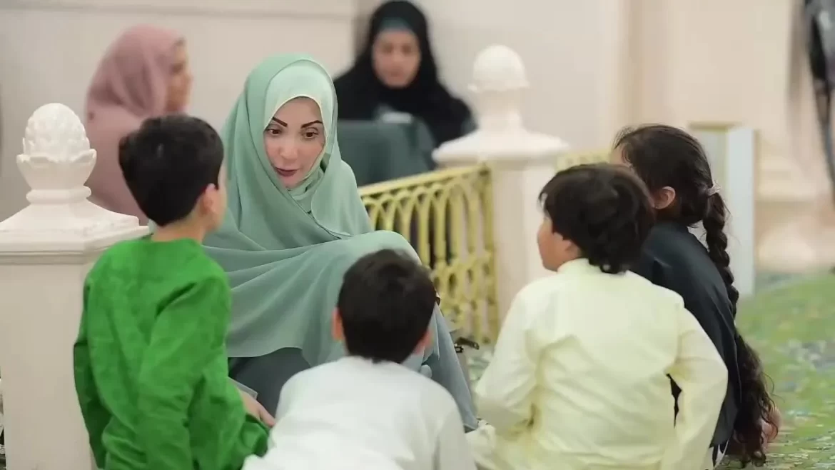 مریم نواز کی مسجد نبوی میں بچوں سے گفتگو کی ویڈیو وائرل