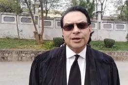 سلمان اکرم راجہ کی حکومت پر کڑی تنقید، پرویز خٹک کی بطور مشیر تقرری پر طنز