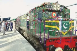 وزیر ریلوے حنیف عباسی کا عید پر کرایوں میں کمی کا اعلان