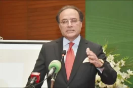 موسمیاتی تبدیلی پاکستان کی بقا کے لیے چیلنج ہے، وزیر خزانہ