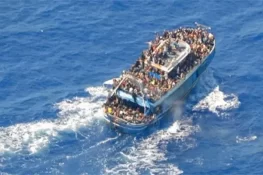 کشتی حادثے میں خواتین و بچوں سمیت 50 افراد جاں بحق