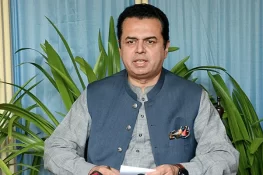 پاکستان سے کوئی بھی جعلی پاسپورٹ پر سفر نہیں کرسکتا، طلال چوہدری