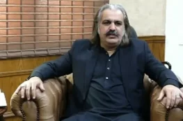 علی امین گنڈا پور سمیت پی ٹی آئی رہنماؤں کے ناقابل ضمانت وارنٹ گرفتاری جاری