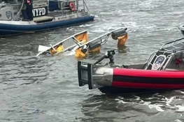 دریا میں ہیلی کاپٹر گر کر تباہ، 6 افراد ہلاک