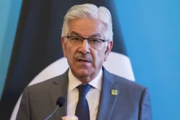 بھارت نہ تو پانی کا رخ موڑ سکتا ہے اور نہ ہی روکنے کی صلاحیت رکھتا ہے ، خواجہ آصف