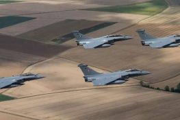 بھارتی رافیل طیارے پاک فضائیہ کی پھرتی دیکھ کر فرار