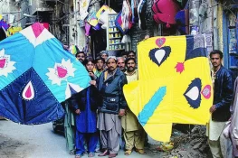 حکومت نے بسنت پر لگائی گئی پابندی کو ختم کرنے پر غور شروع کر دیا