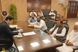 ڈپٹی کمشنر صفدر حسین ورک کی زیر صدارت دفتری اوقات کار میں شہریوں کے مسائل سنے گئے، موقع پر ہدایات جاری