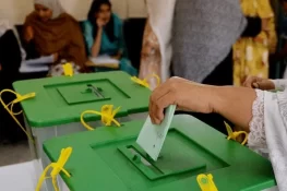 عمر کوٹ میں ضمنی انتخاب کے موقع پر 17 اپریل کو عام تعطیل کا اعلان