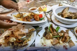مضر صحت کھانا کھانے سے 200 سے زائد افراد کی حالت خراب