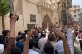 کراچی میں احمدیہ عبادت گاہ پر حملہ، معروف احمدی شخصیت تشدد سے جاں بحق
