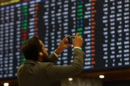 پاکستان سٹاک مارکیٹ میں زبردست تیزی ریکارڈ