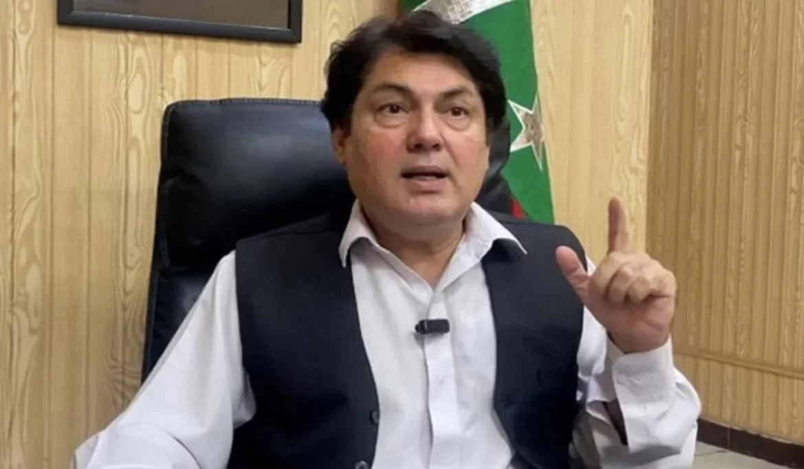 بیرسٹر سیف کا وفاقی وزیر پٹرولیم کیخلاف قانونی کارروائی کا اشارہ