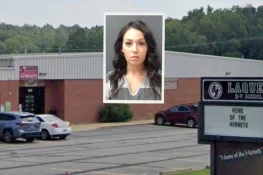 15 سالہ طالبعلم سے جنسی تعلقات استوار کرنیوالی خاتون ٹیچر پکڑی گئی