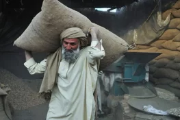 آج پاکستان سمیت دنیا بھر میں مزدوروں کا عالمی دن منایا جارہا ہے