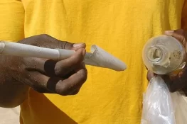 پولینڈ کے ساحل پر 66 سال پرانا ‘لو لیٹر’ بوتل میں بند برآمد