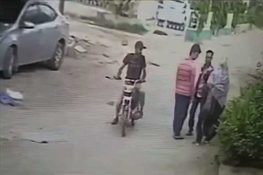 گجرات میں بڑھتے جرائم، ڈاکو دن دیہاڑے شہریوں کو لوٹنے لگے