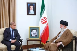 آیت اللہ خامنہ ای کی پاکستان کے فلسطینی مؤقف کی تعریف، صیہونی جرائم کے خلاف مشترکہ کوششوں پر زور